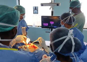 Robotic Total Knee Replacement Surgery in Erode